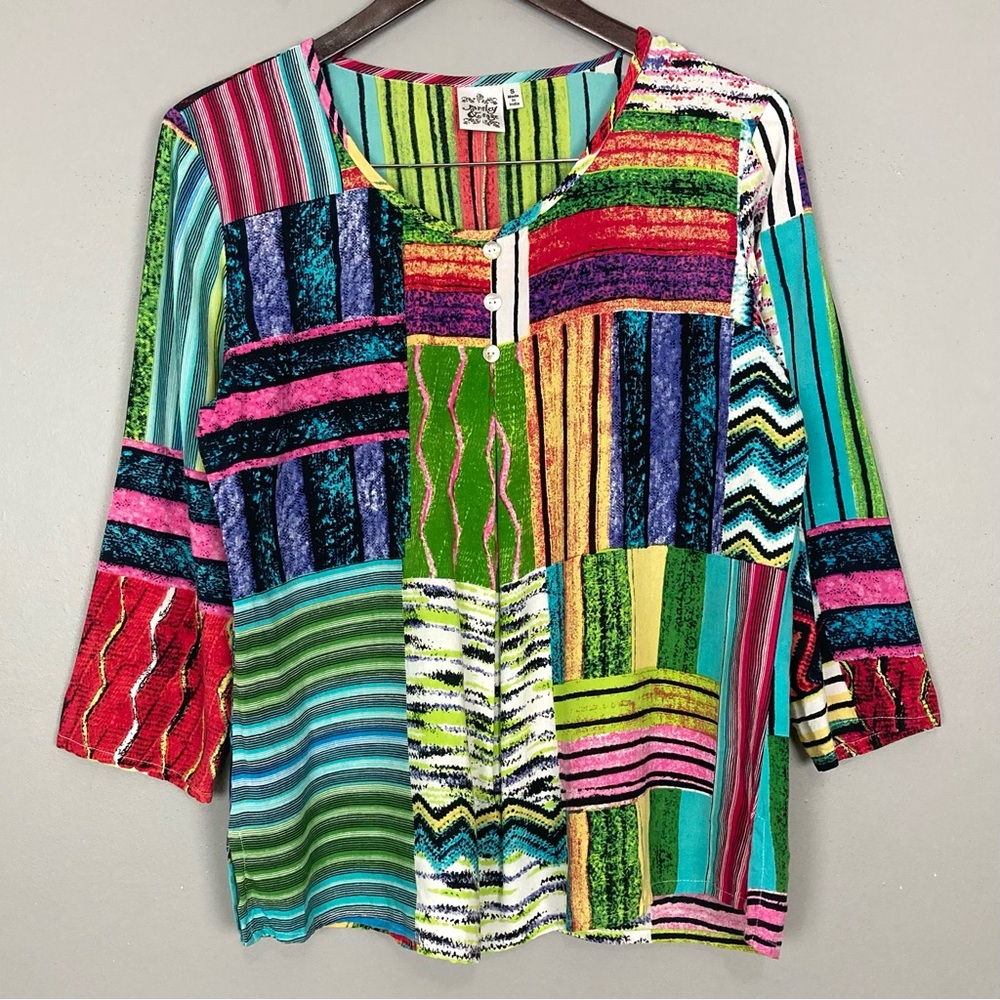 Parsley & Sage Patchwork Print Top Women’s Size S Art to Wear V-Neck Lightweight